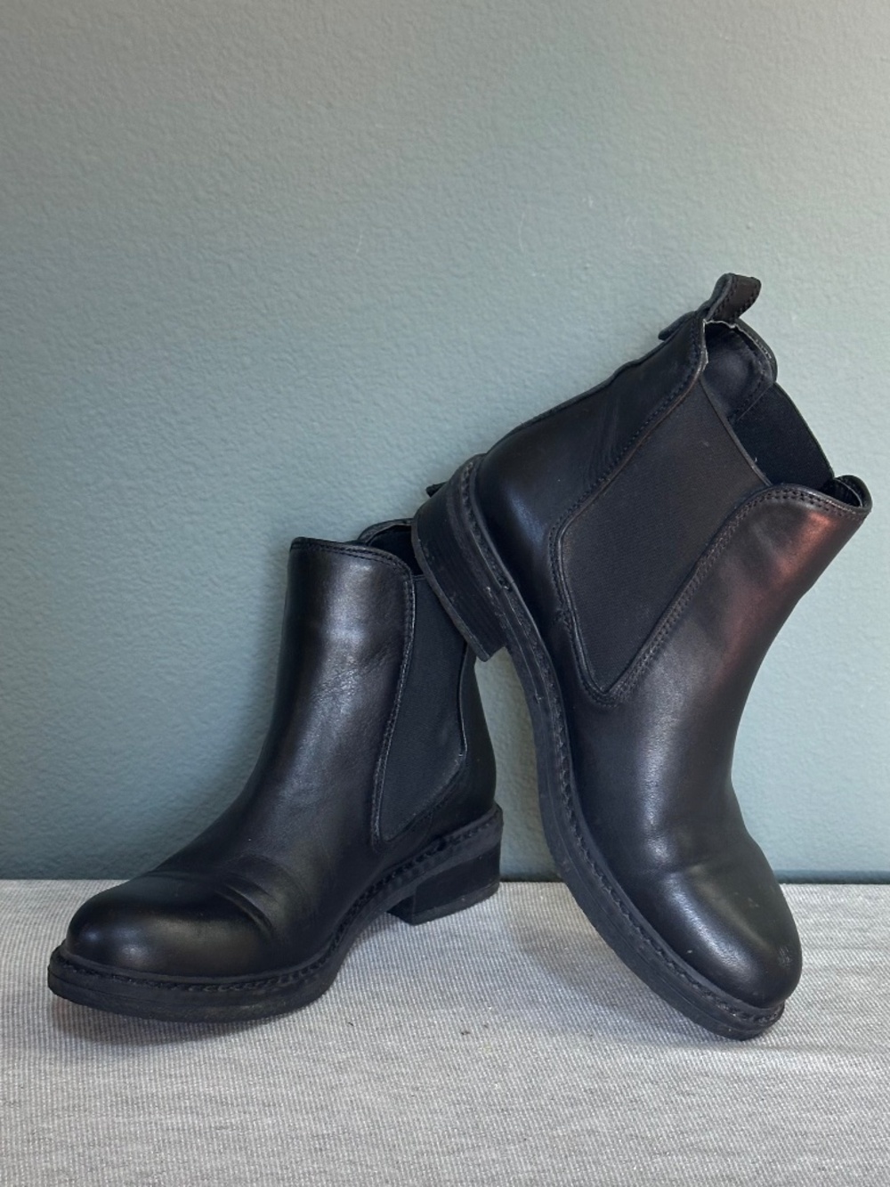 Women's Black Chelsea Ankle: BRAND NEW